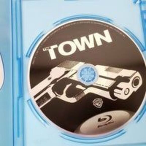 The TOWN (2010 Film) Crime/Thriller [Blu-ray] - Picture 2 of 3